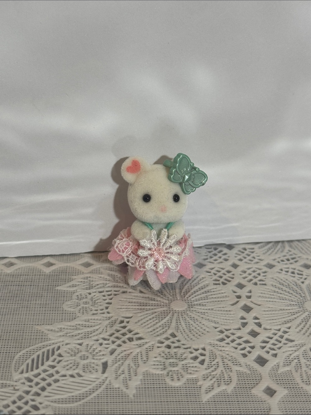 Calico critters baby marshmallow mouse exclusive to princess set